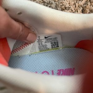 Brand new nike renew size 9